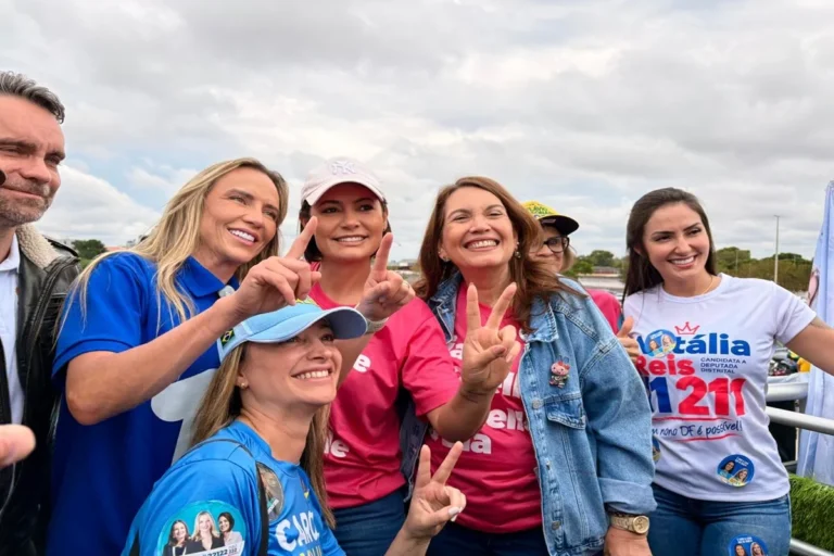 Bia Kicis busca virada em reta final de campanha no Distrito Federal
