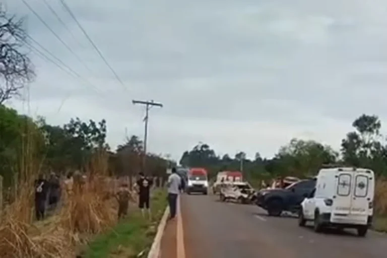 Colisão entre dois veículos deixa um morto e seis feridos em Planaltina
