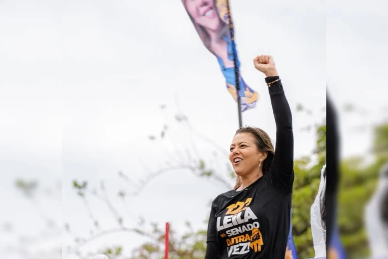 Leila do Vôlei mobiliza apoiadores em carreata por Ceilândia e Taguatinga na reta final ao Senado
